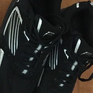 Fila Walk And Fit Tennis Shoes 6.5 Med